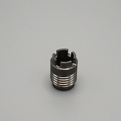 Vòi phun cacbua vonfram YG8 hợp kim đen có độ cứng cao 93.0 HRA, đường kính lỗ 7.14mm cho mũi khoan PDC