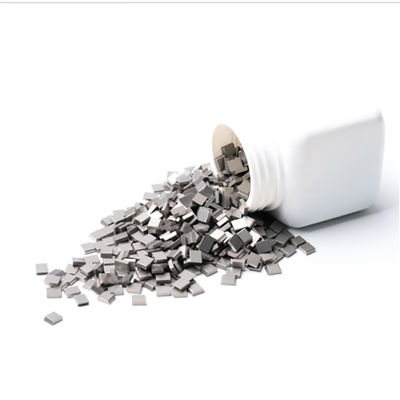 Đặt hàng tùy chỉnh YG8 hợp kim Tungsten Carbide Brazed Tips với mật độ 14,75 g/cm3 Dụng độ 90,0 HRA và TRS 3200 Mpa